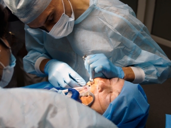 Z czego są wykonane implanty dentystyczne?